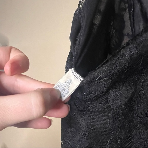 Vintage Vanity Fair Made In USA Black Lace Slip Nightgown Small - Picture 14 of 14